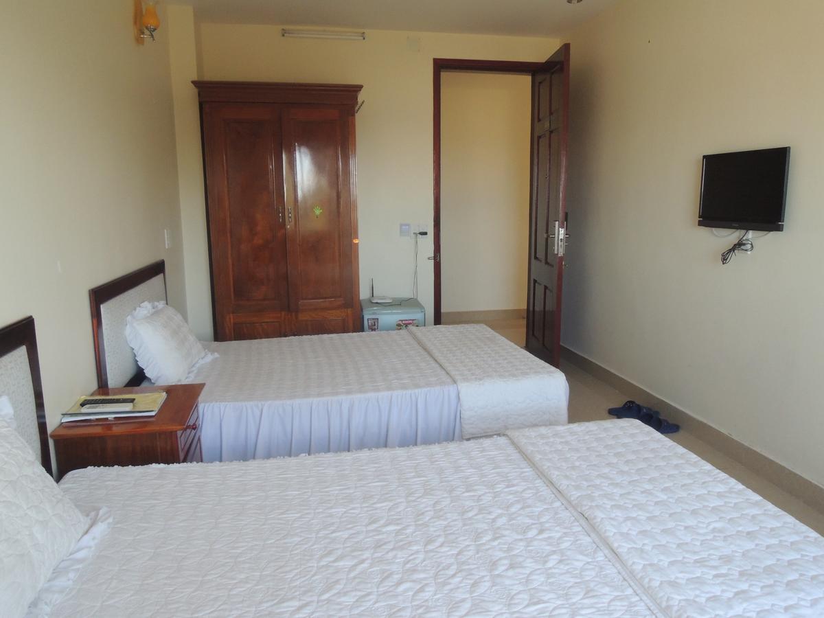 Ngan Ha Hotel Ðồng Hới Luaran gambar